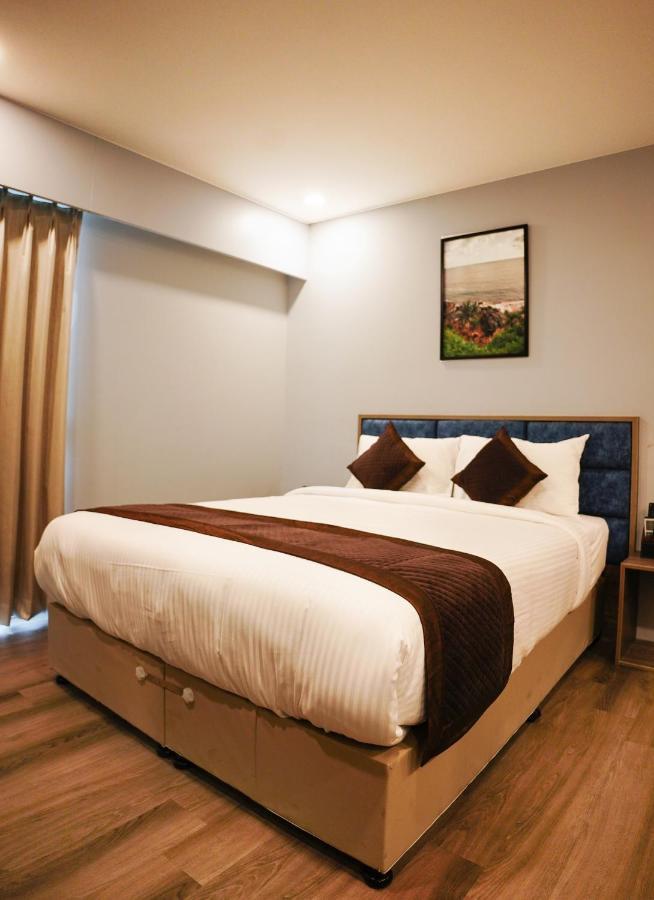 Dream Hotel - Richmond Бангалор Екстериор снимка