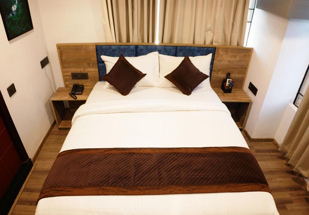 Dream Hotel - Richmond Бангалор Екстериор снимка