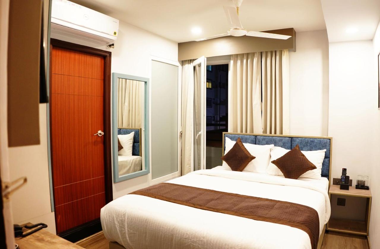 Dream Hotel - Richmond Бангалор Екстериор снимка