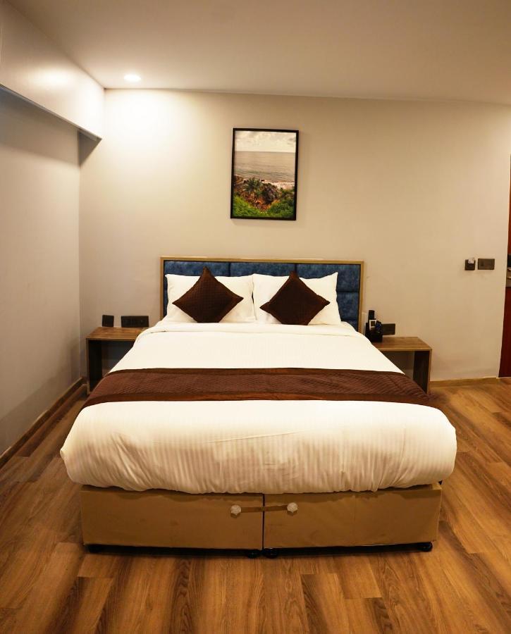 Dream Hotel - Richmond Бангалор Екстериор снимка
