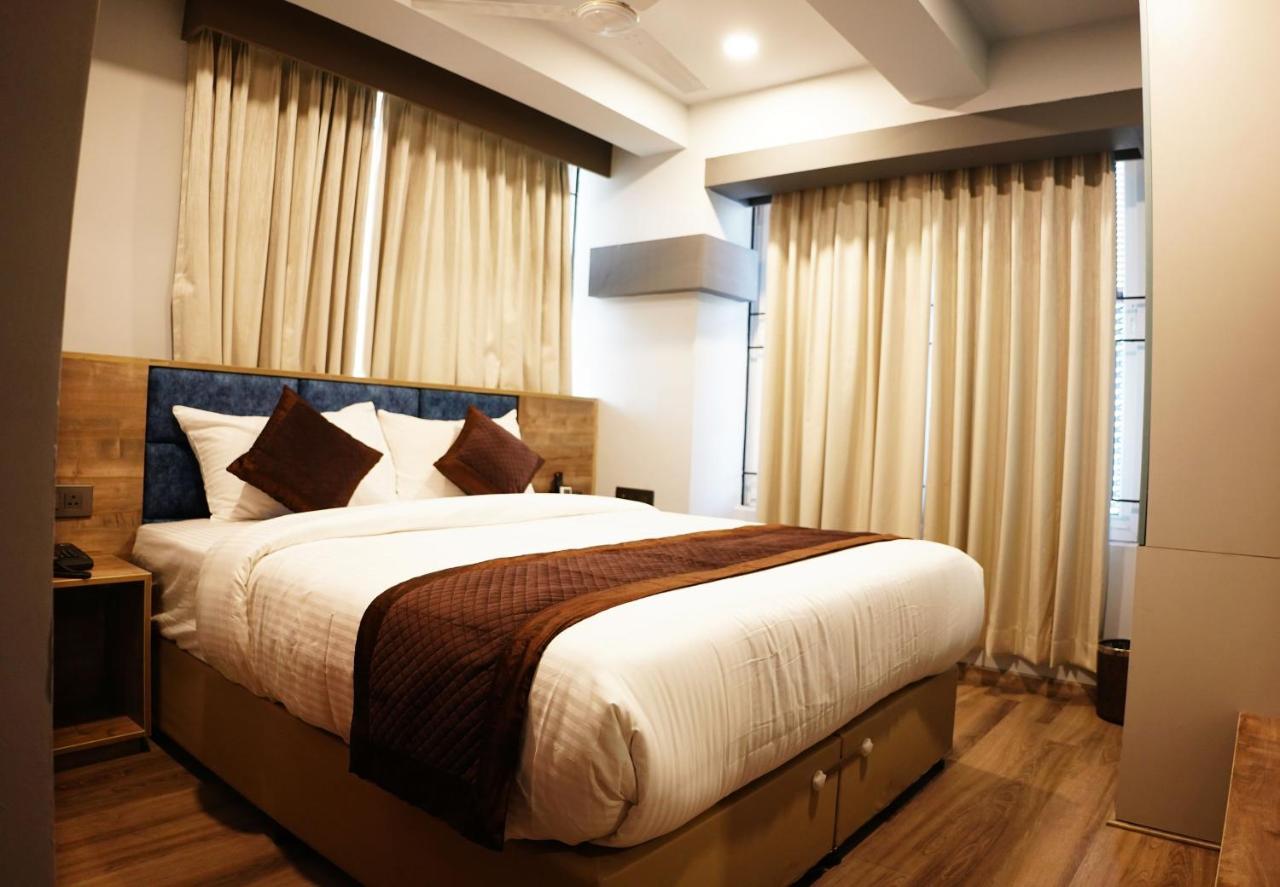 Dream Hotel - Richmond Бангалор Екстериор снимка